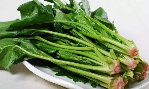 菠菜不能用刀切嗎，手撕的蔬菜和刀切的蔬菜哪個(gè)好