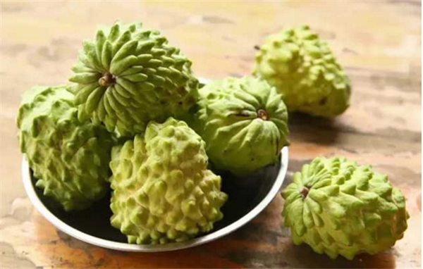 釋迦果上火嗎,釋迦果性溫吃多了會(huì)上火
