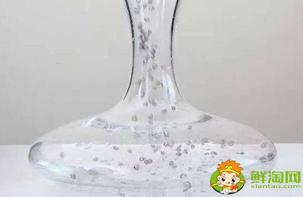 剛買的醒酒器怎么清洗，醒酒器怎么擦干
