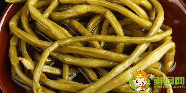 酸豆角為什么變酸，酸豆角不放水怎么腌