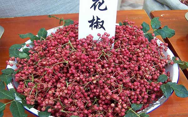 花椒什么時間可以摘成熟了，樹上摘下來的花椒怎么處理