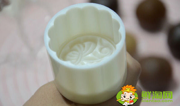 做冰皮月餅沒(méi)有模具怎么辦,廣式月餅皮為什么會(huì)塌