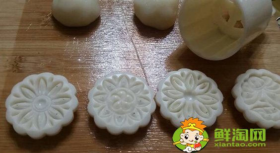 冰皮月餅什么餡最好吃，簡單冰皮月餅的做法