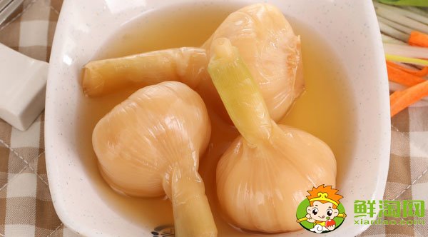 男人為何不能生吃大蒜，生吃大蒜的功效與作用