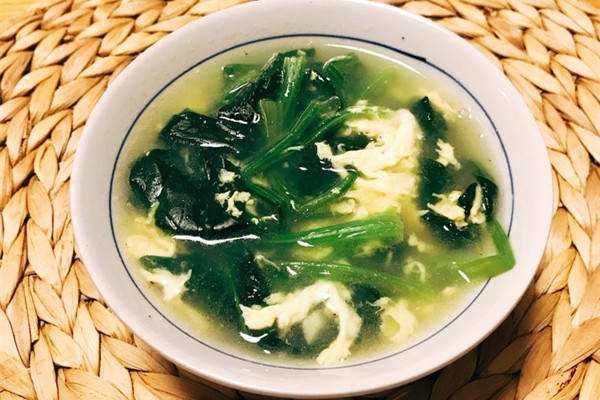 家常豆腐湯菠菜怎么做好喝，科學(xué)證實(shí)豆腐菠菜可以一起吃很好吃！