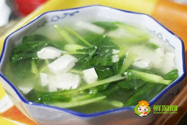 家常豆腐湯菠菜怎么做好喝，科學證實豆腐菠菜可以一起吃很好吃！