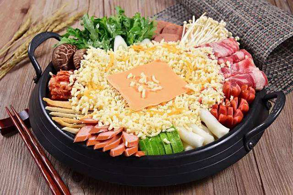韓國部隊芝士火鍋做法
