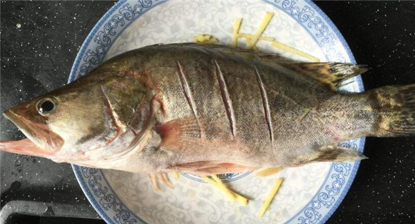 臭鱖魚的腌制方法