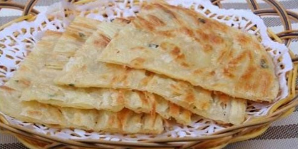 蔥油餅的面需要發(fā)嗎